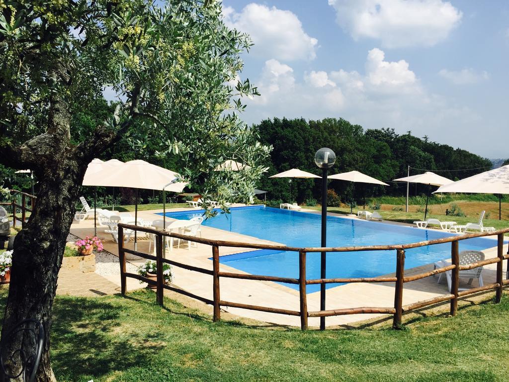 Agriturismo Nociquerceto Tarano Ruang foto