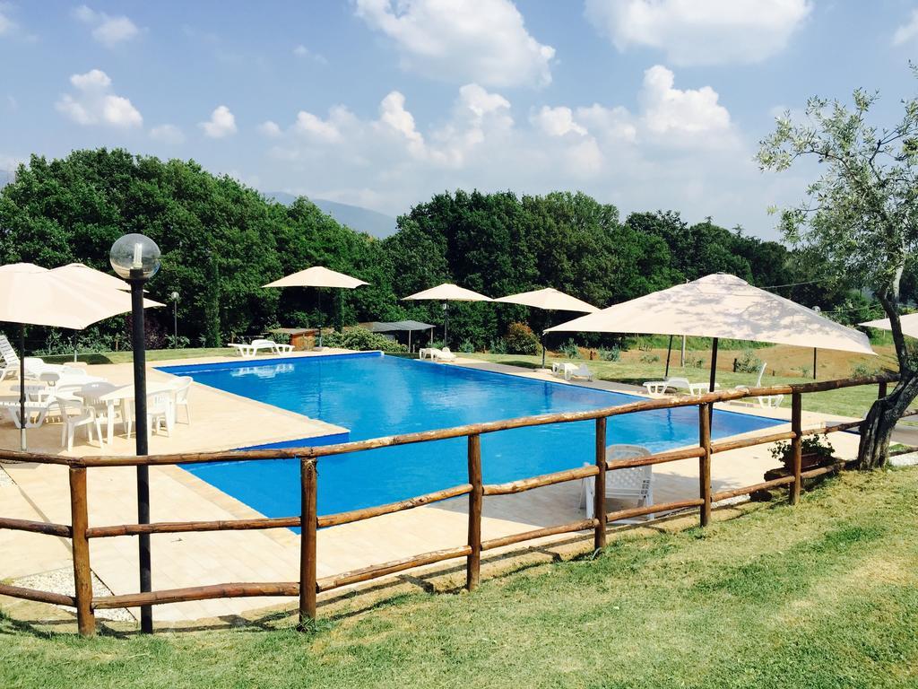 Agriturismo Nociquerceto Tarano Bagian luar foto