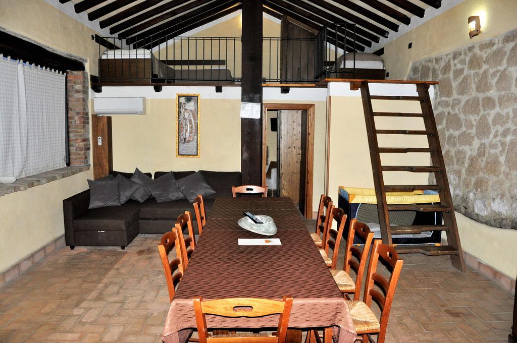 Agriturismo Nociquerceto Tarano Bagian luar foto