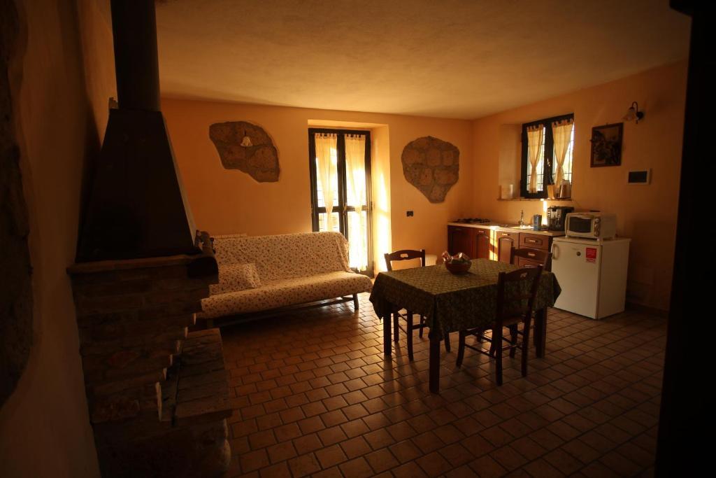 Agriturismo Nociquerceto Tarano Bagian luar foto